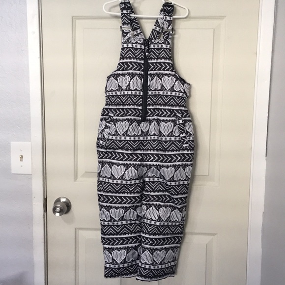 Snowsuit with matching jacket. Size 5/6 - Picture 2 of 6